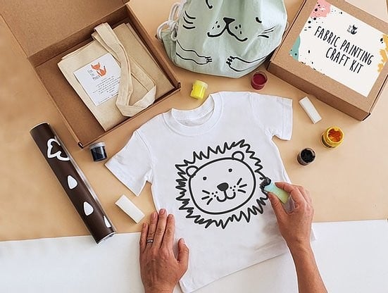 Fabric painting craft, shirt "Lion KIDDO021