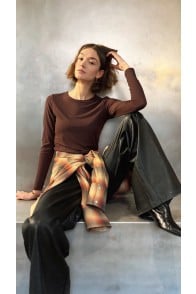 Lazy Monday slim fit top chocolate brown