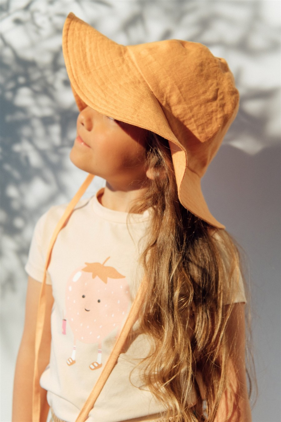 Sun hat light orange linen SS23191