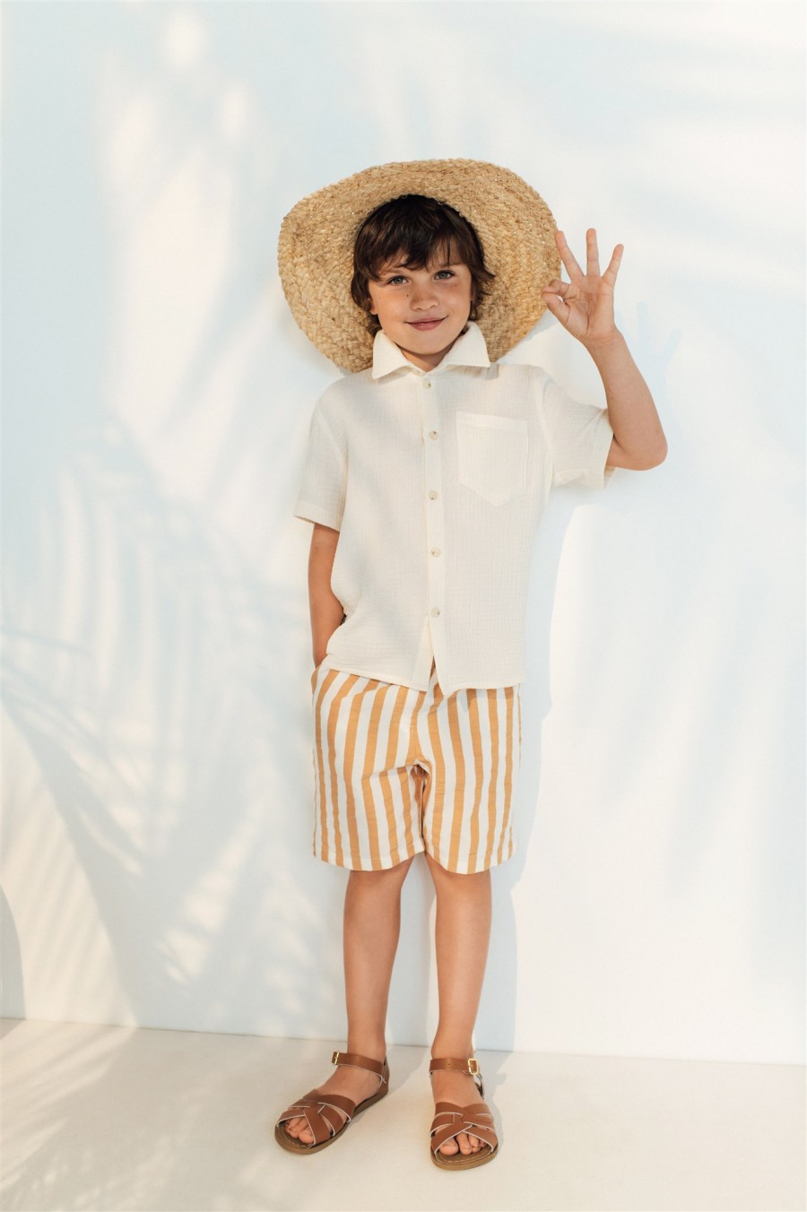 Shorts with sandy brown stripes for boys SS21242L