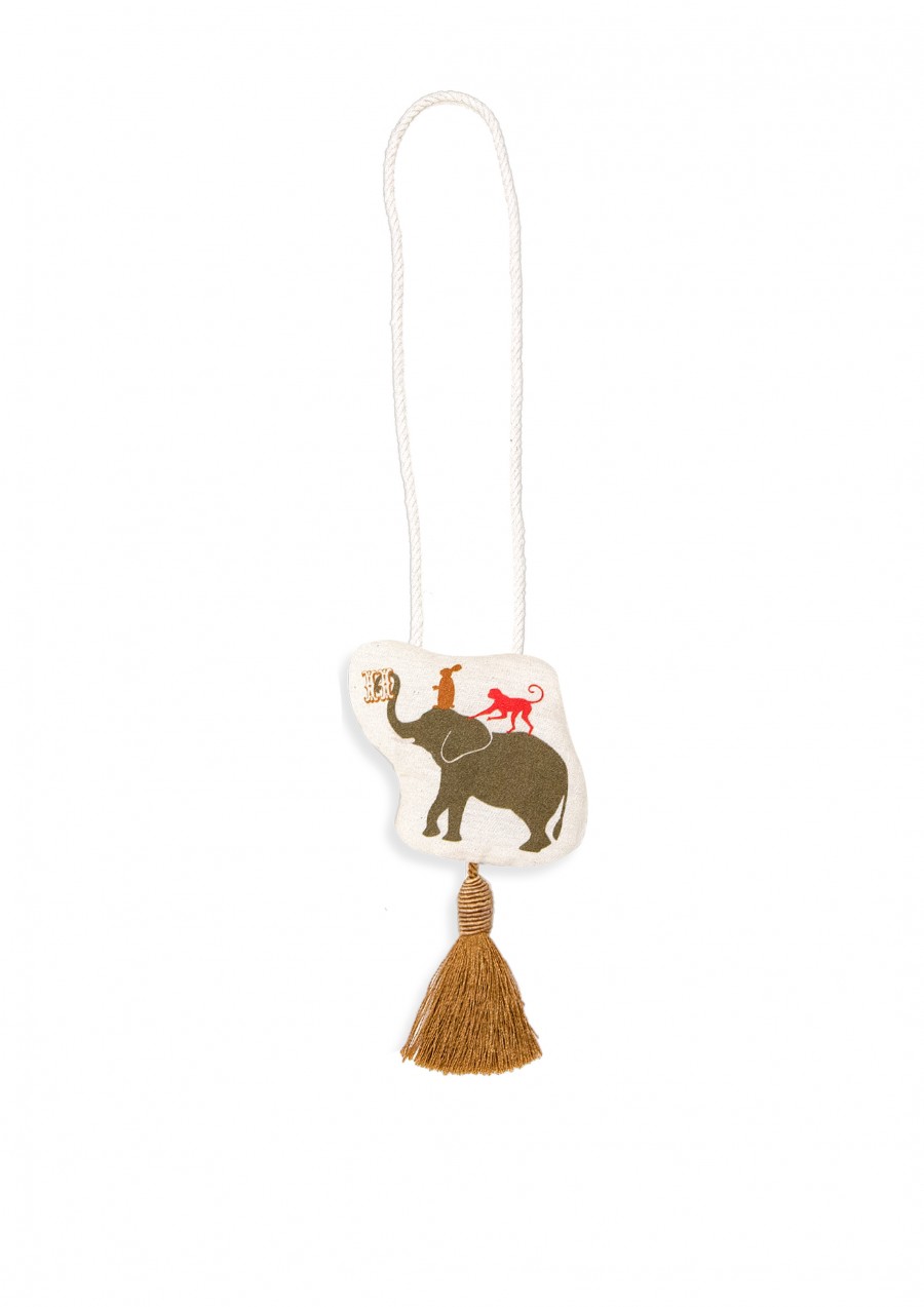 Necklace with elephant FW23303