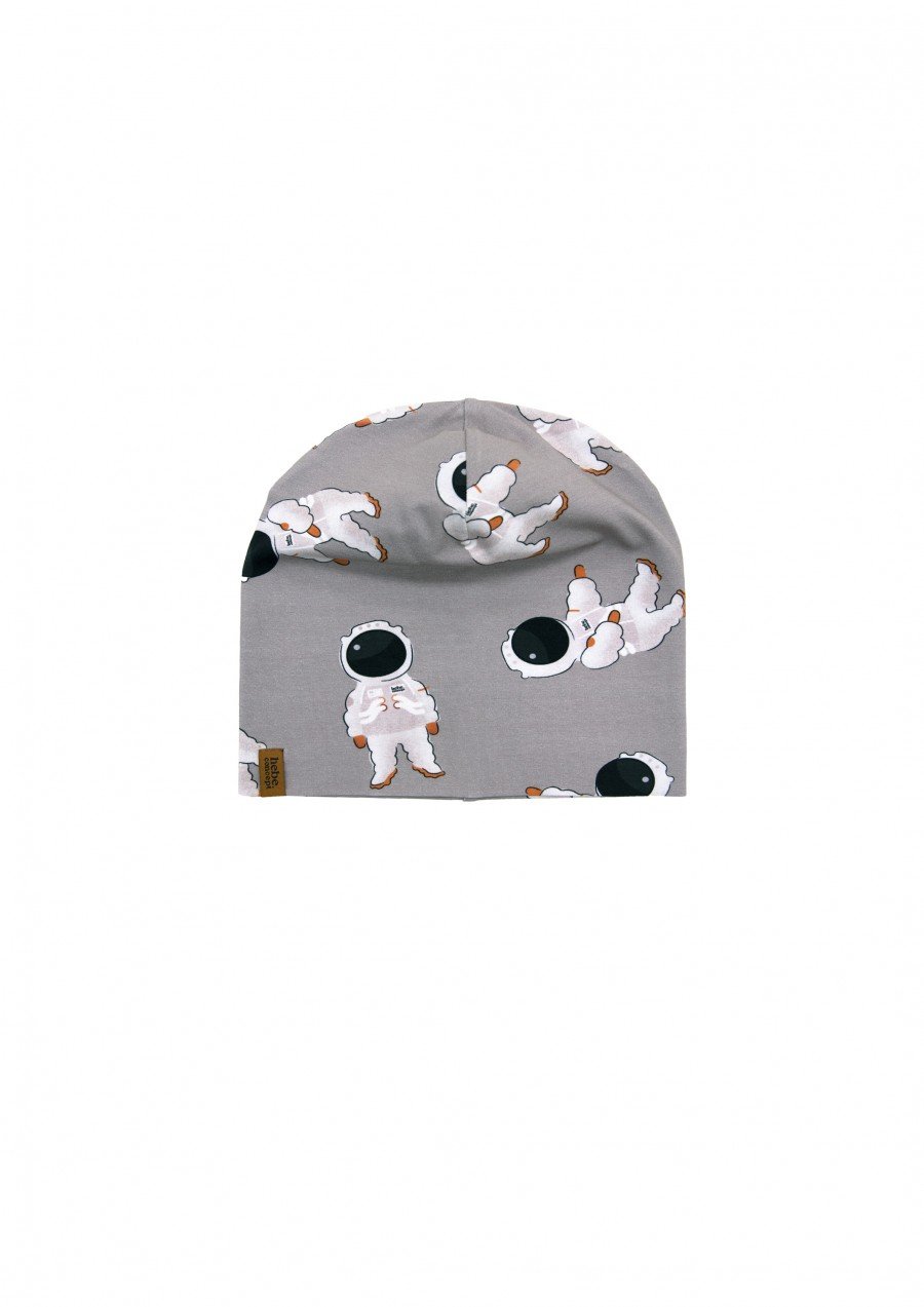 Hat with allover astronout print FW24011