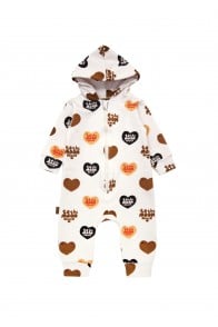 Hooded romper with overall big heart print