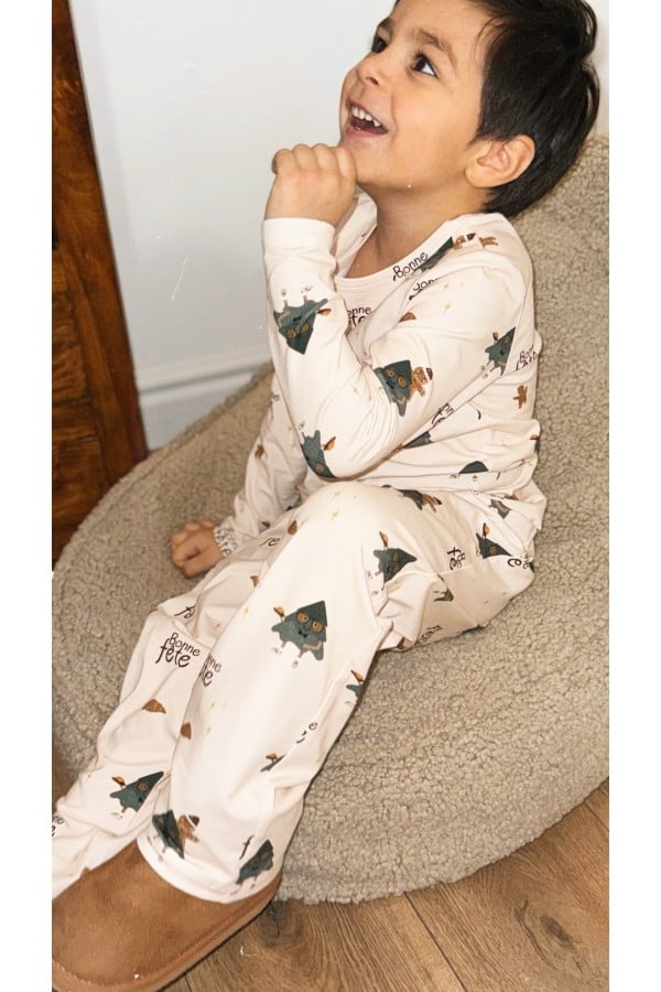 Pants with all-over festive print 0328_F25250