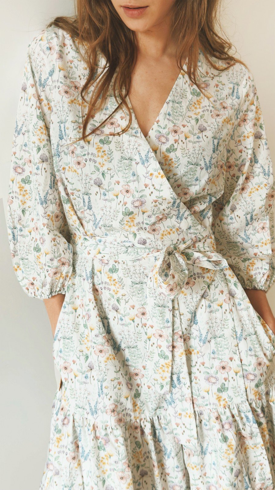 Wrap dress with flowers print 0027_S25412