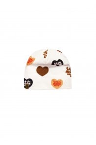 Hat with overall big heart print