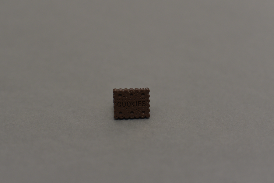 Brown cookie ring POP01