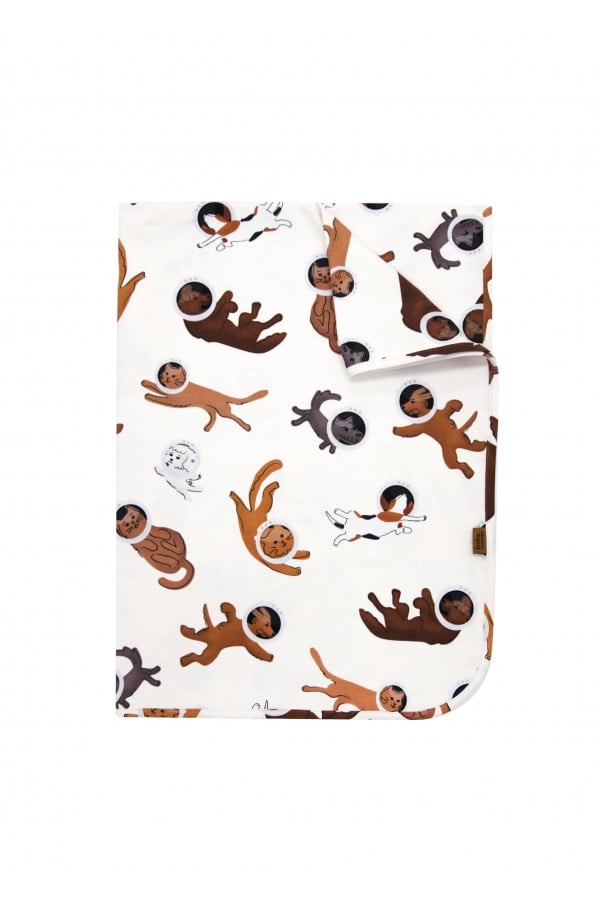 Blanket with allover cat and dog print FW24026