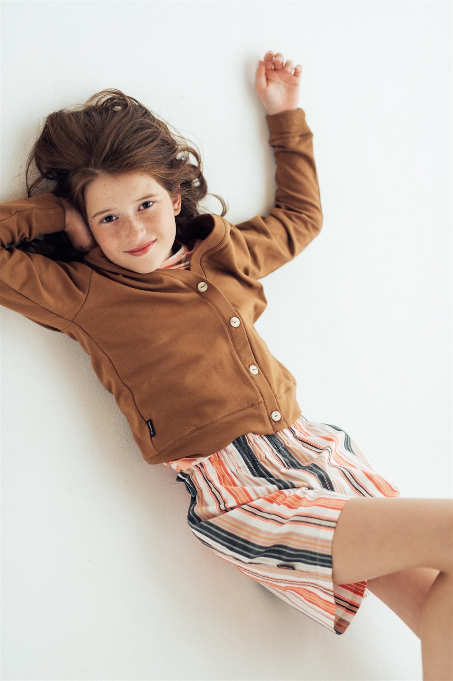 Shorts with pastel stripes for girls SS21179