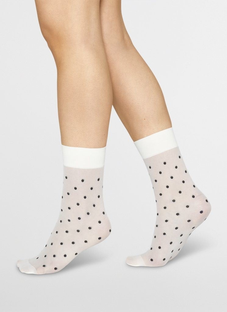 Swedish Stockings Eva dot socks ivory/black EVA-DSB