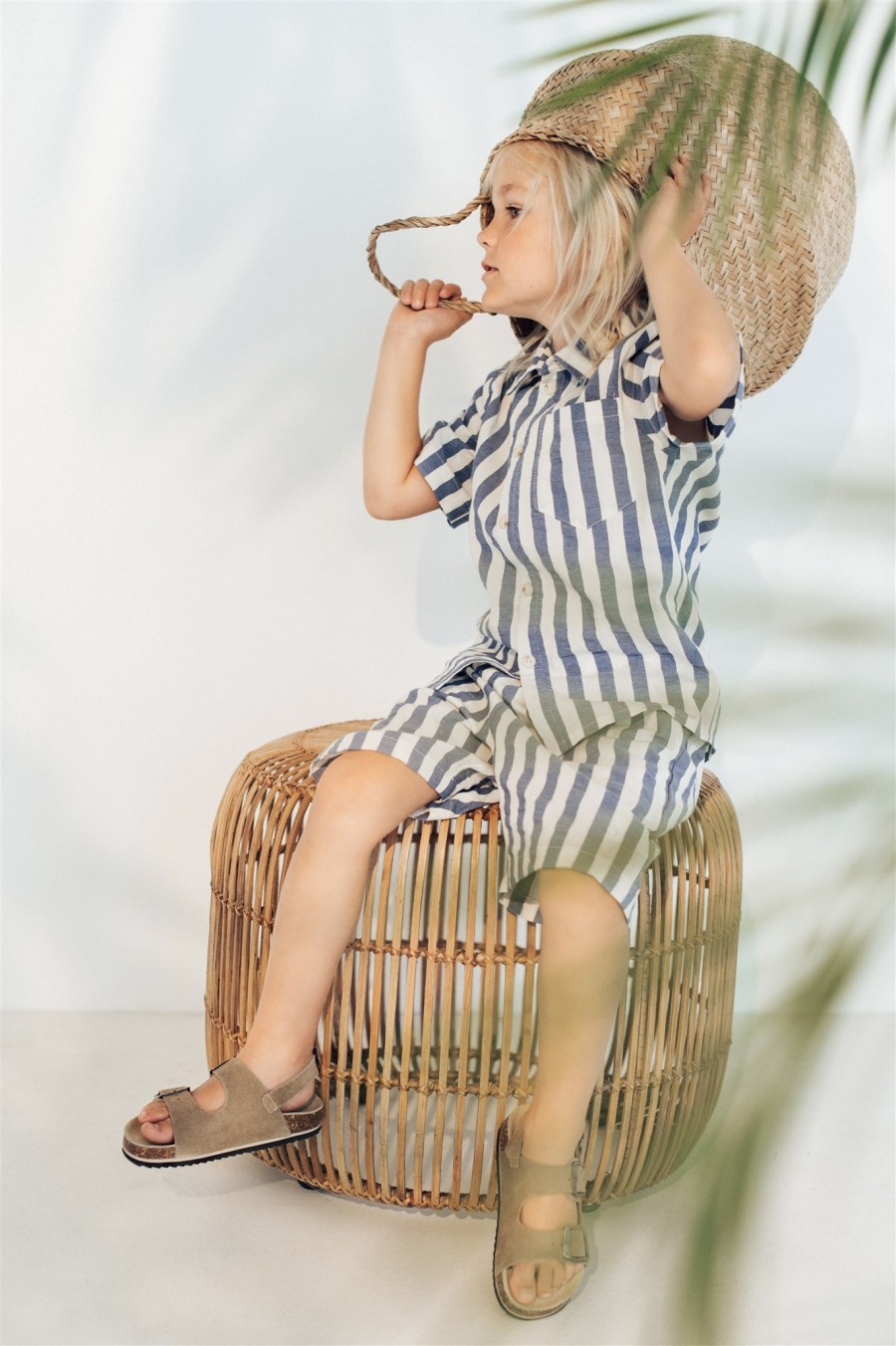 Shorts with marine blue stripes for boys SS21332