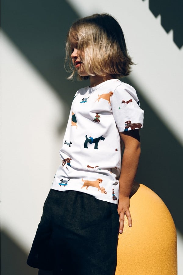 Top off-white with dog print