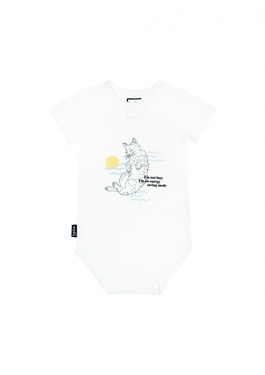 Body white with a cat SS21228