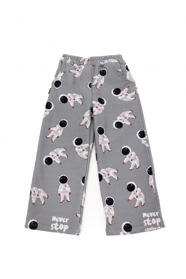 Sweatpants with allover astronout print FW24017