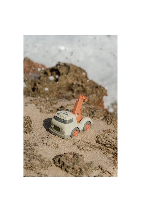 Little Dutch Tow truck  "Fresh Greens LD2012517