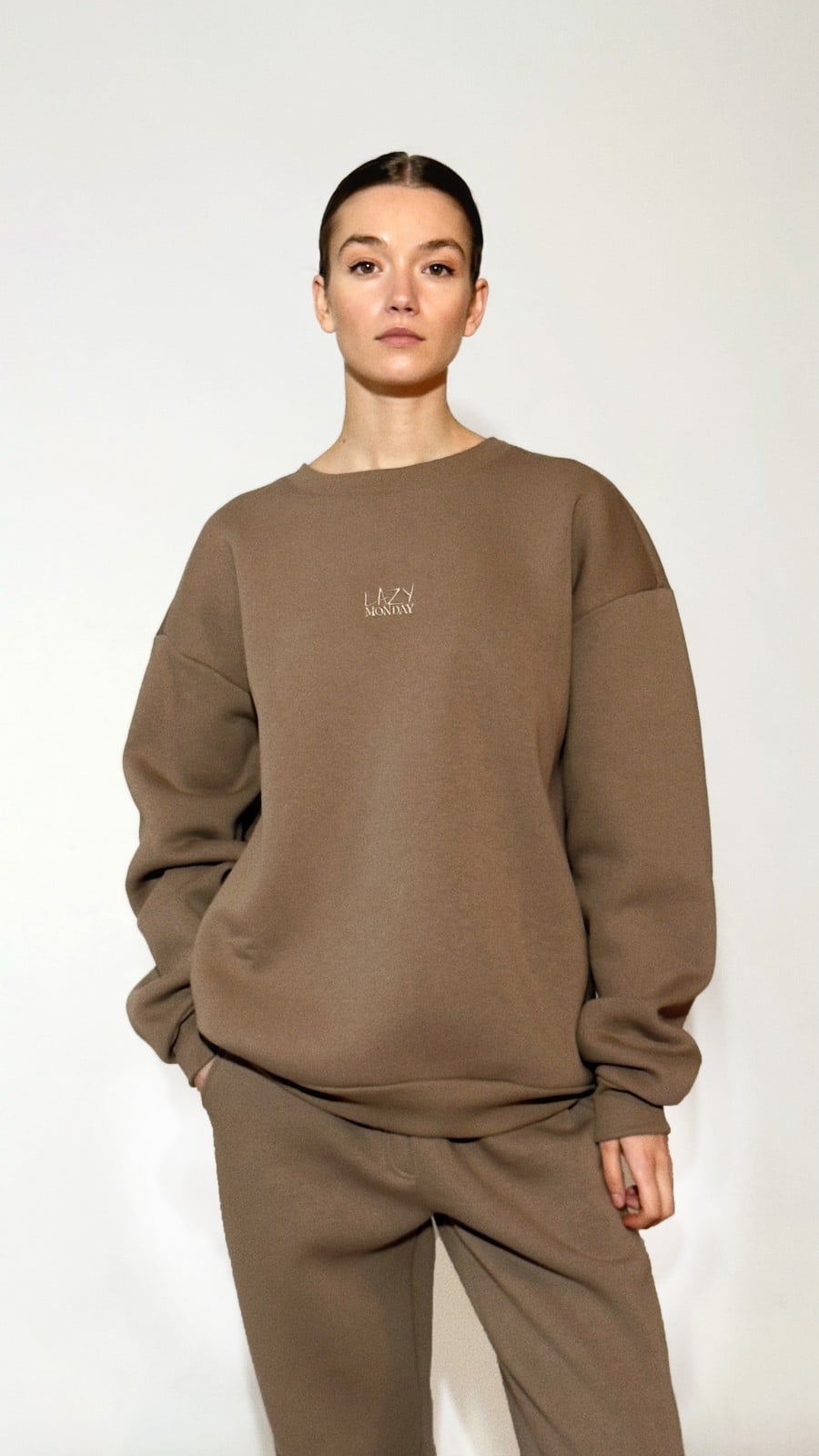 Lazy Monday pelēcīgi bēšīgs džemperis 0187_LM029